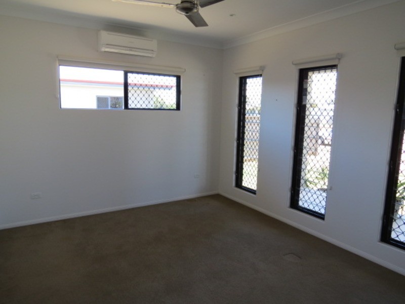 28 Skene Street, Bowen QLD 4805