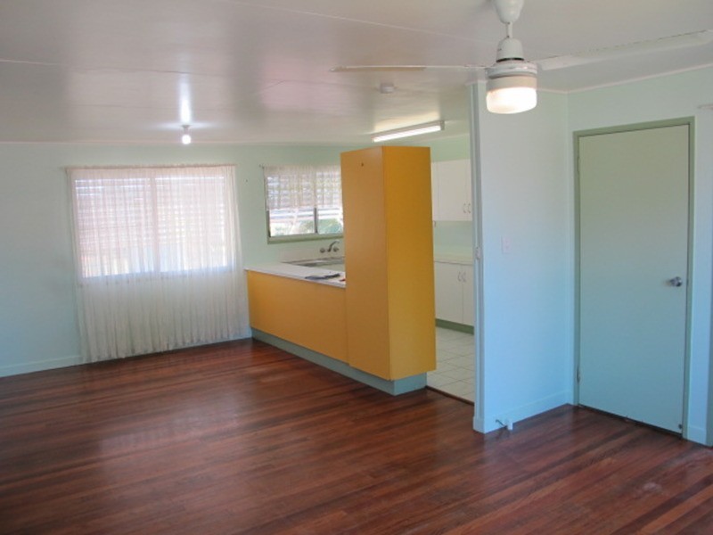 34 Thomas Street, Bowen QLD 4805