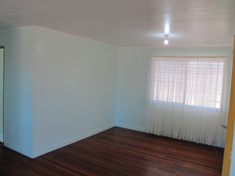 34 Thomas Street, Bowen QLD 4805