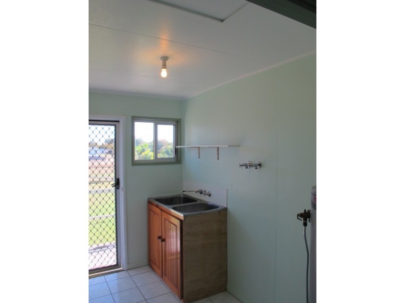 34 Thomas Street, Bowen QLD 4805