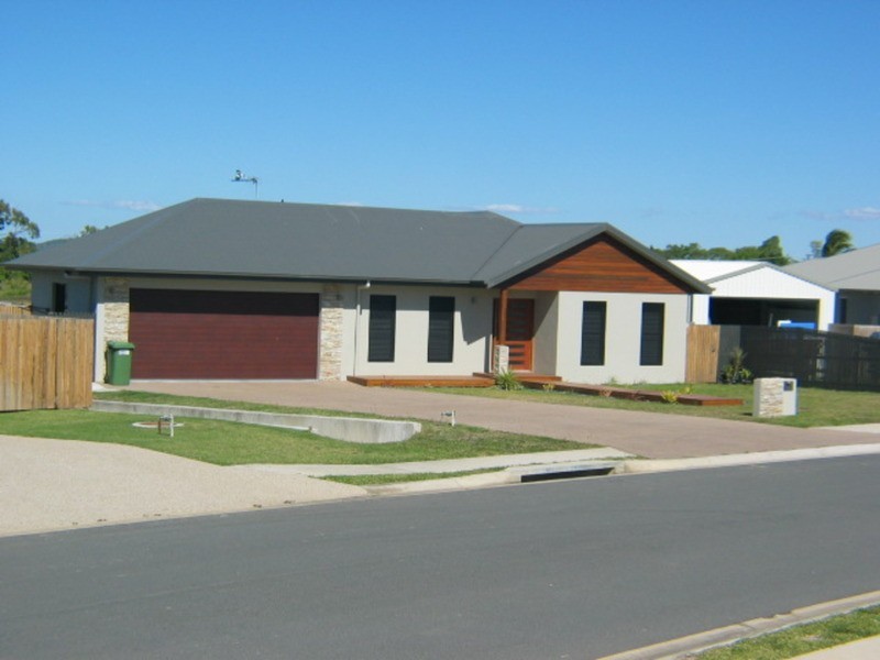 6 Silk Road, Bowen QLD 4805