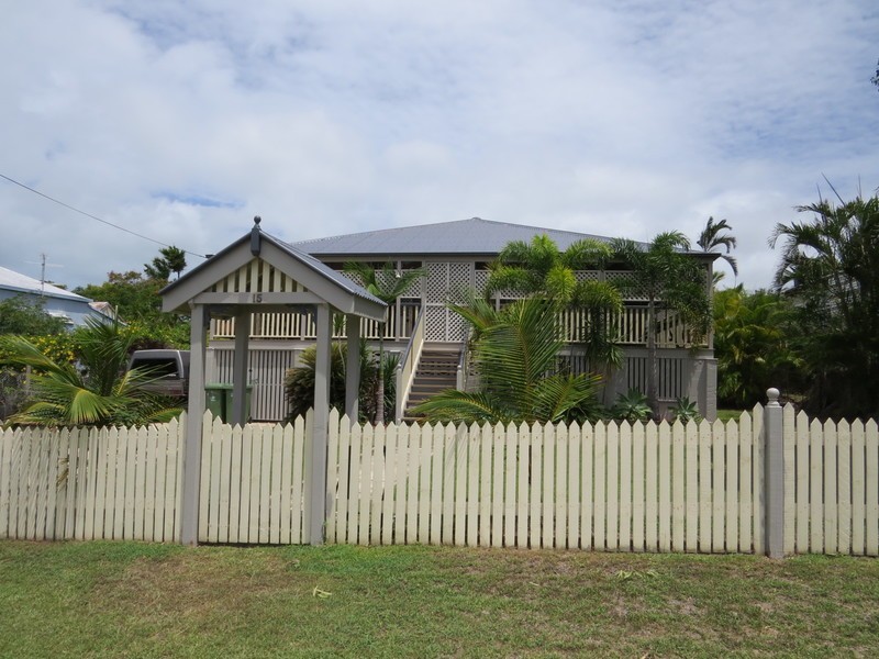 15 Poole Street, Bowen QLD 4805