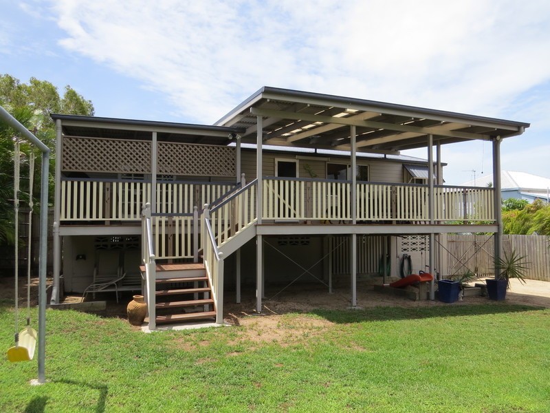 15 Poole Street, Bowen QLD 4805