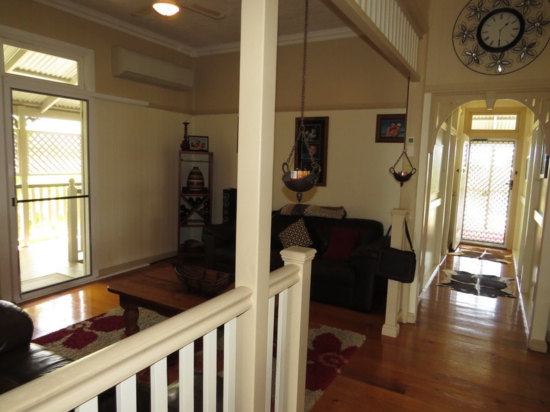 15 Poole Street, Bowen QLD 4805