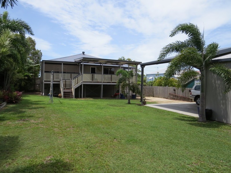 15 Poole Street, Bowen QLD 4805