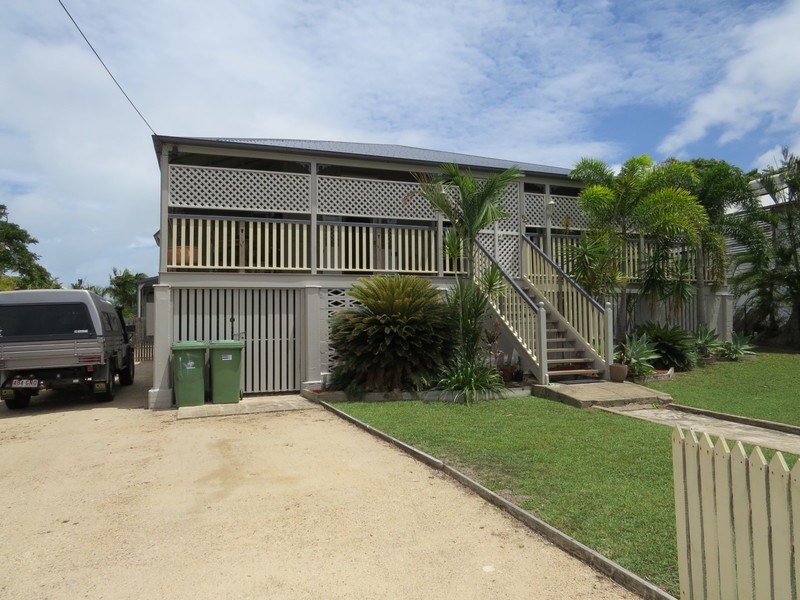 15 Poole Street, Bowen QLD 4805