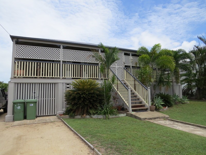 15 Poole Street, Bowen QLD 4805