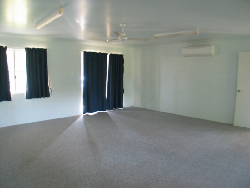3 Jilletts Lane, Bowen QLD 4805