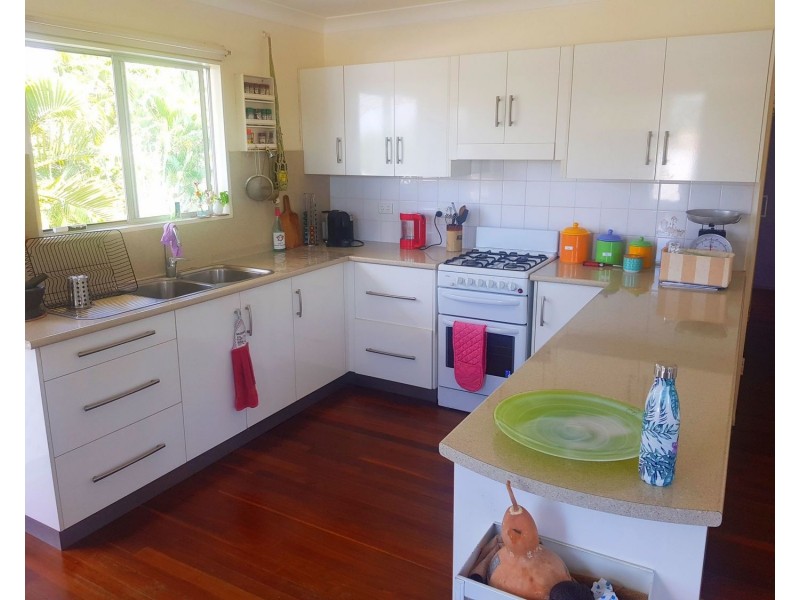 15 Gilbert Street, Bowen QLD 4805