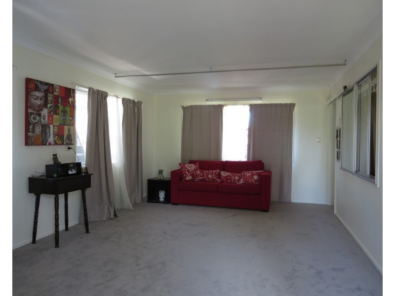 15 Gilbert Street, Bowen QLD 4805
