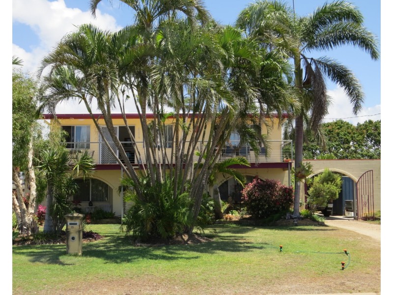 15 Gilbert Street, Bowen QLD 4805