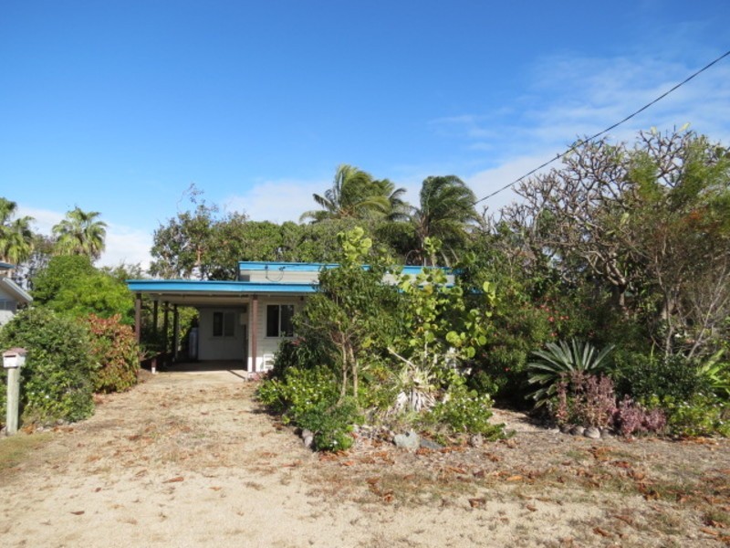 123 Queens Beach Esplanade, Bowen QLD 4805