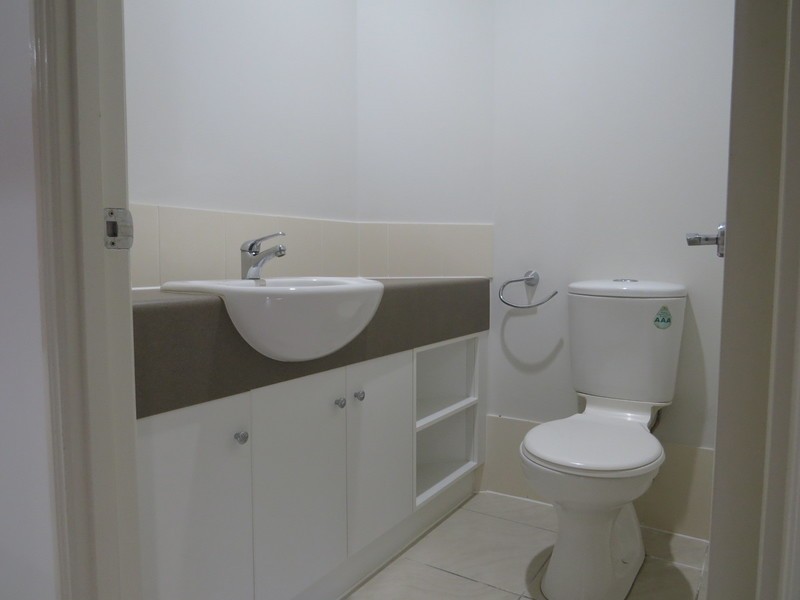 2/81 Tollington, Bowen QLD 4805