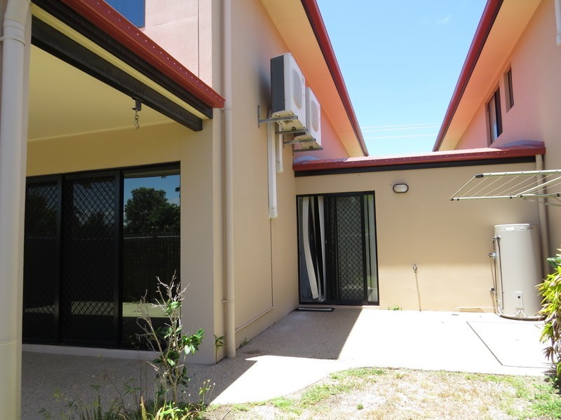 2/81 Tollington, Bowen QLD 4805