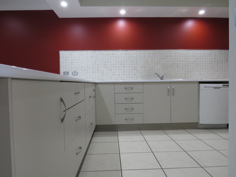 2/81 Tollington Road, Bowen QLD 4805