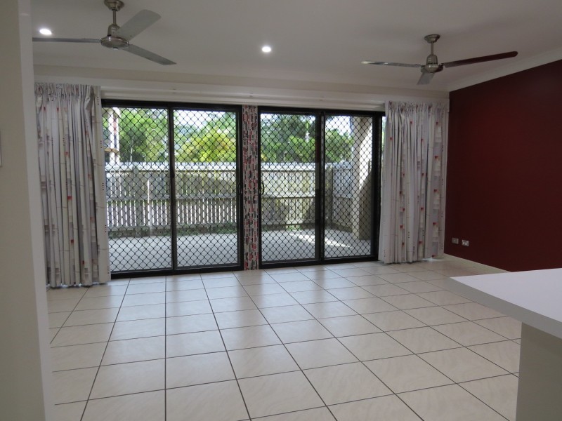 2/81 Tollington Road, Bowen QLD 4805