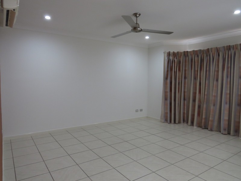 2/81 Tollington Road, Bowen QLD 4805