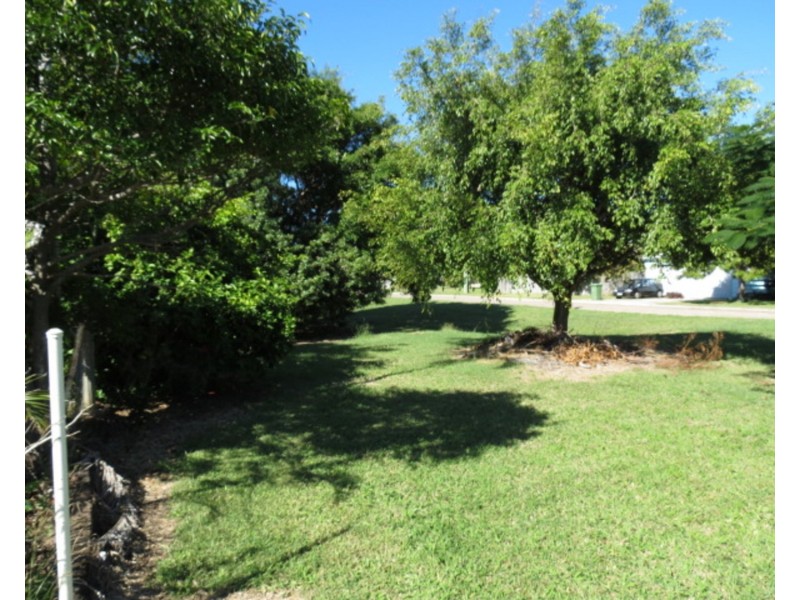 36  Gloucester Street, Bowen QLD 4805