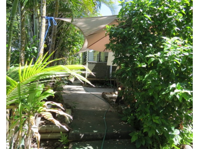 36  Gloucester Street, Bowen QLD 4805