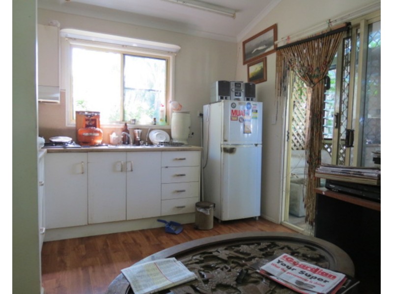 36  Gloucester Street, Bowen QLD 4805