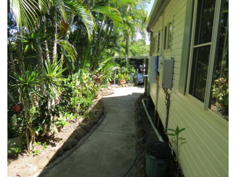 36  Gloucester Street, Bowen QLD 4805