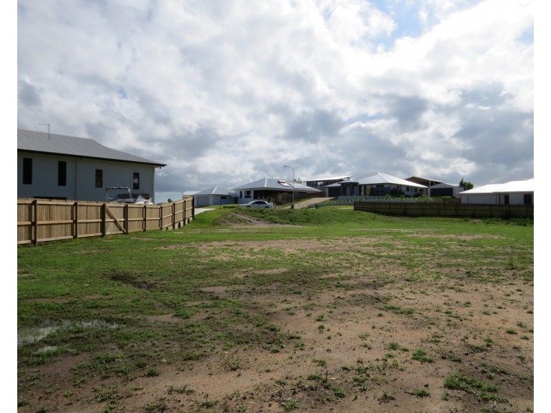 20 Silk Road, Bowen QLD 4805