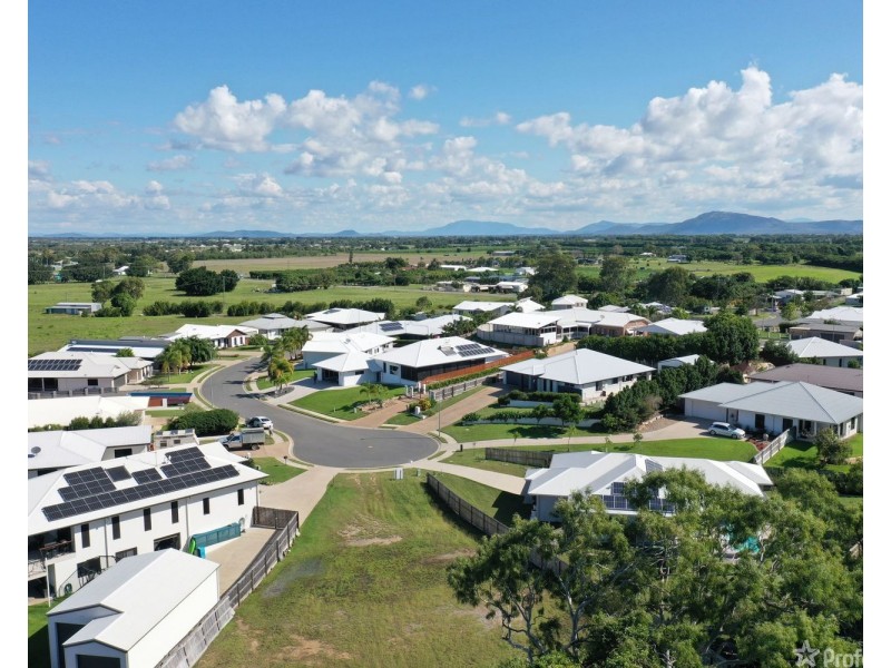 20 Silk Road, Bowen QLD 4805