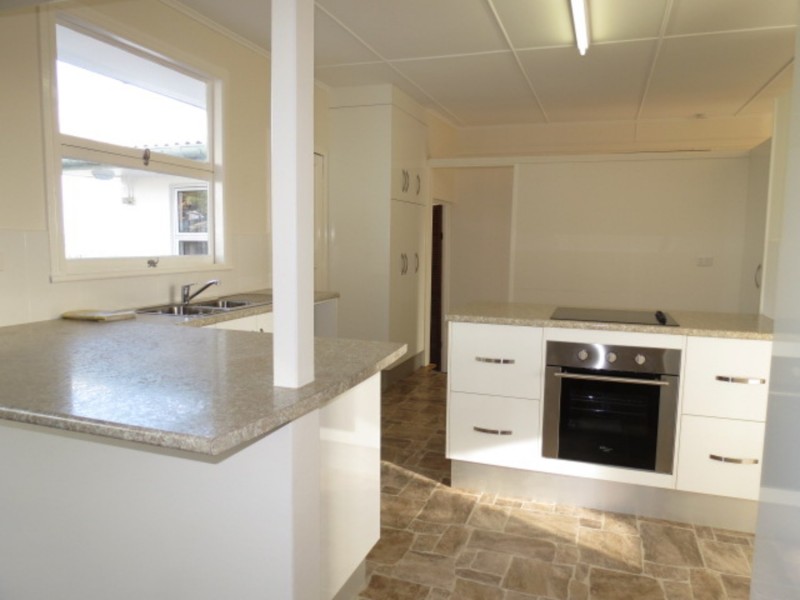 77 Livingstone Street, Bowen QLD 4805