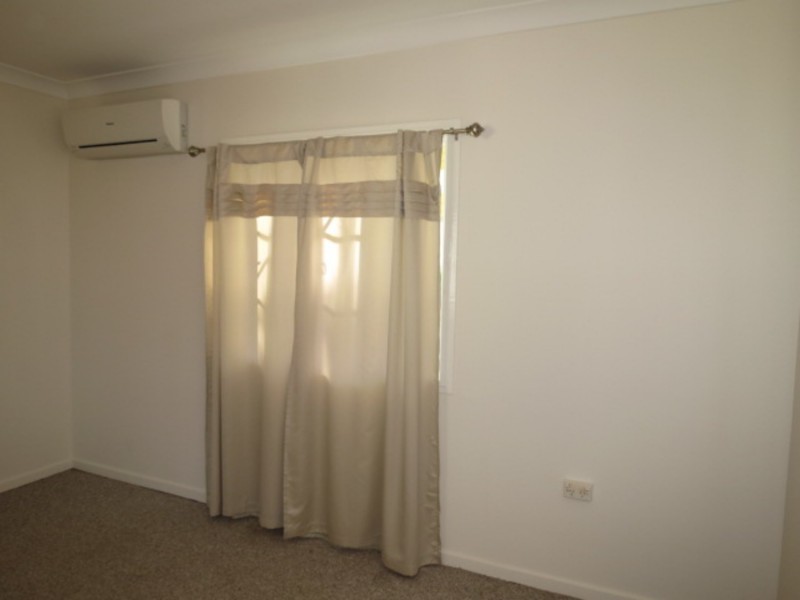 77 Livingstone Street, Bowen QLD 4805