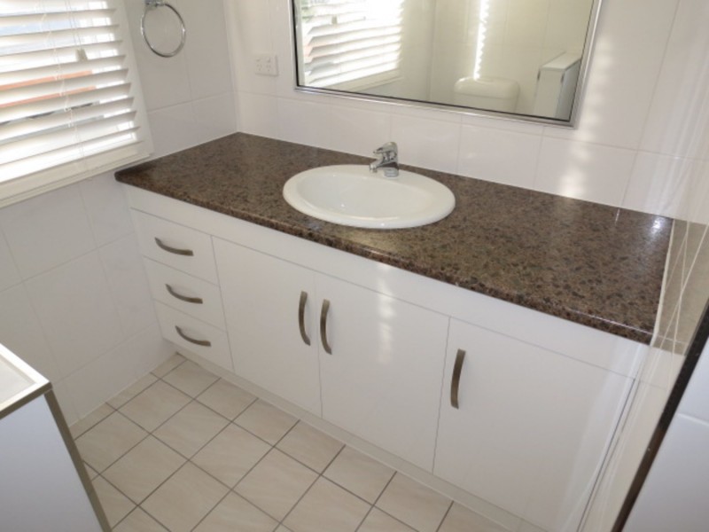 77 Livingstone Street, Bowen QLD 4805