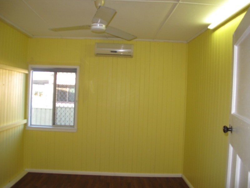 9 Darwen Street, Bowen QLD 4805