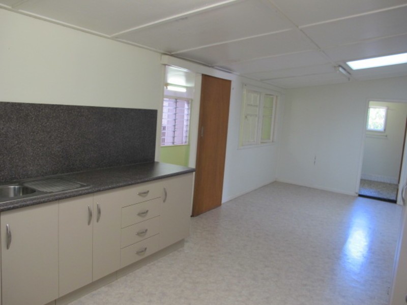 36 Gordon Street, Bowen QLD 4805