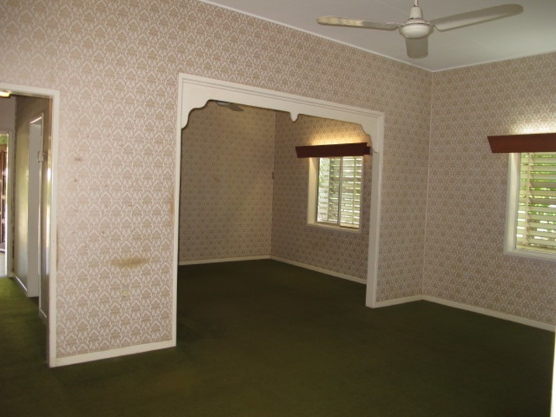 36 Gordon Street, Bowen QLD 4805