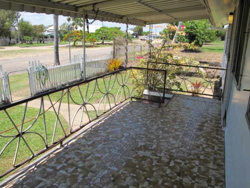 36 Gordon Street, Bowen QLD 4805