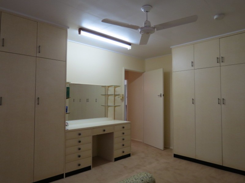 15 Philip Street, Bowen QLD 4805