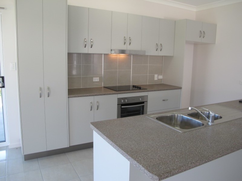 7 Eighth Close, Bowen QLD 4805