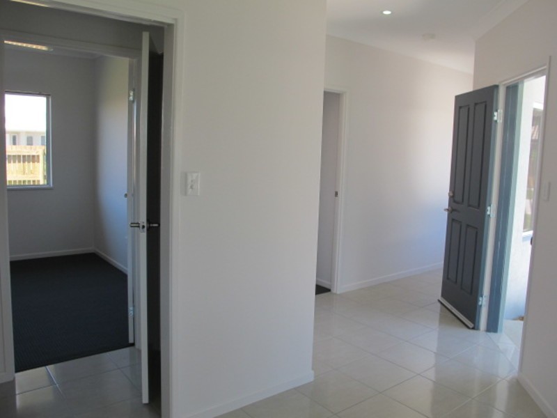 7 Eighth Close, Bowen QLD 4805