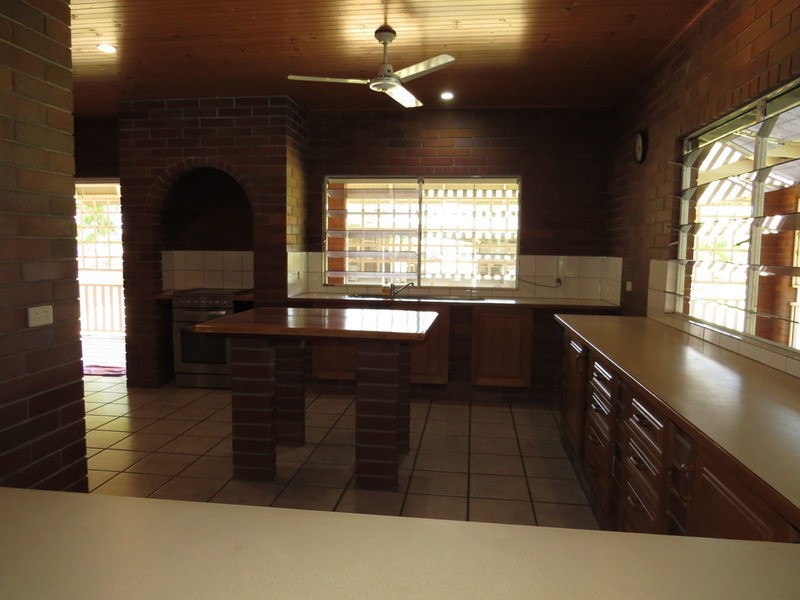 312 Richmond Road, Bowen QLD 4805