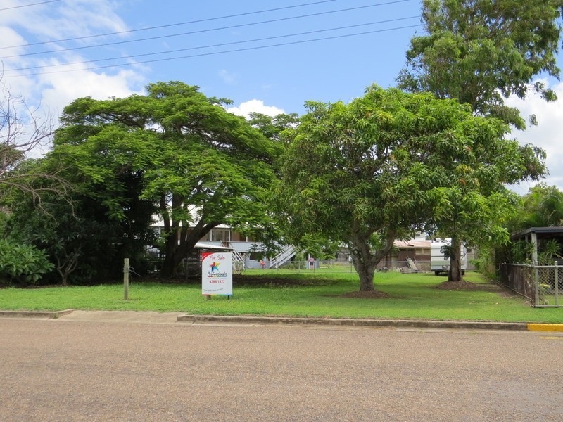 51 Murroona Street, Bowen QLD 4805