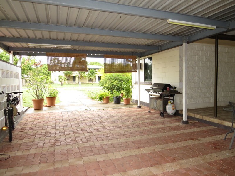 24 Gilbert Street, Bowen QLD 4805
