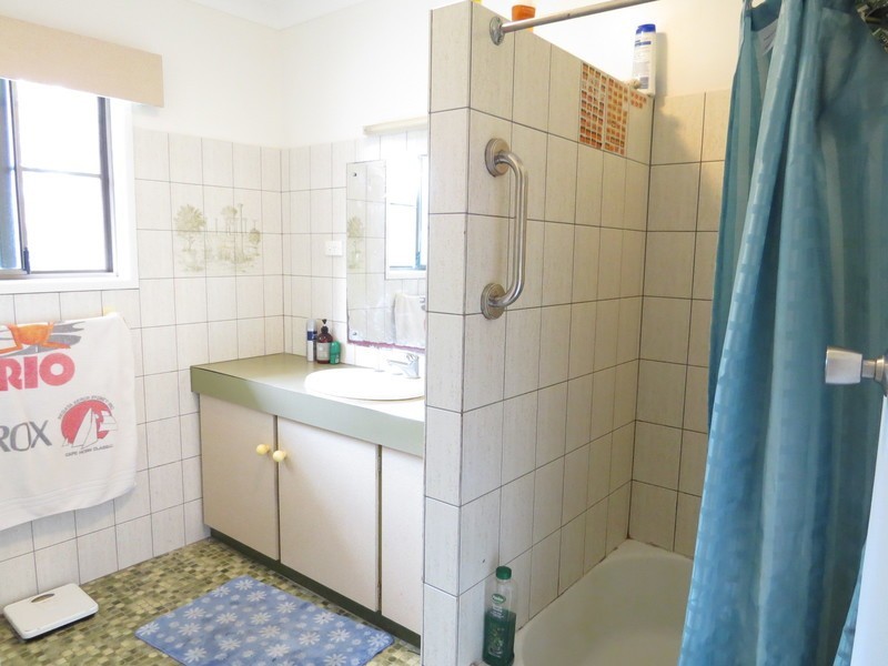 24 Gilbert Street, Bowen QLD 4805