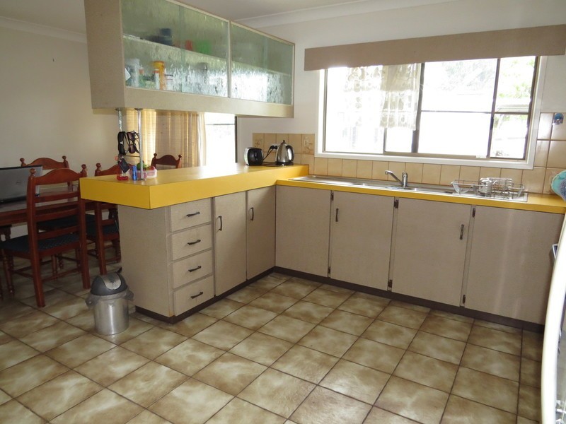 24 Gilbert Street, Bowen QLD 4805