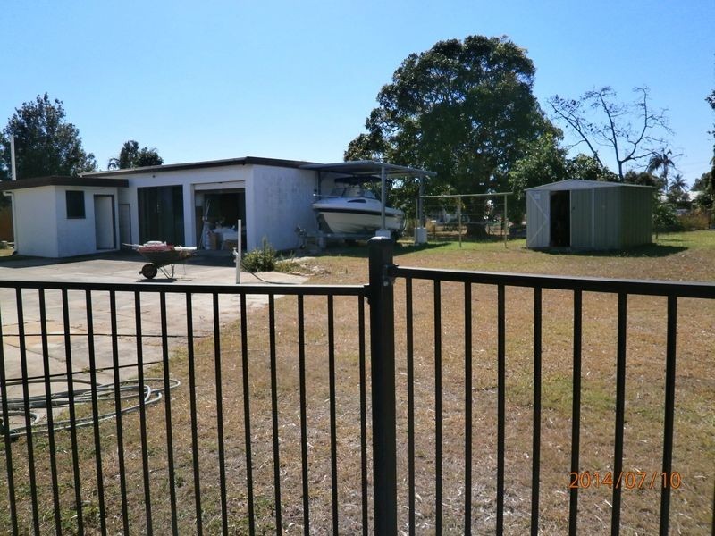 24 Gilbert Street, Bowen QLD 4805