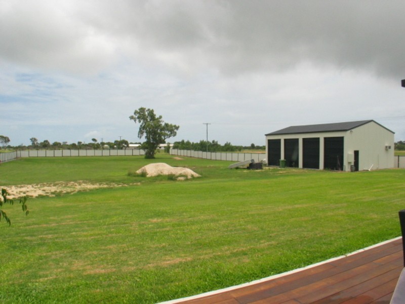 50 Flemington Road, Bowen QLD 4805