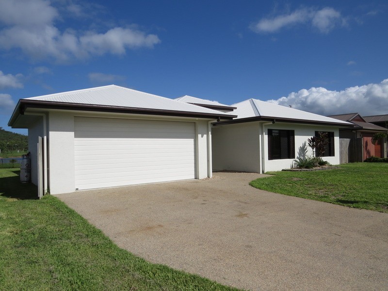 34 Scenic Crescent, Bowen QLD 4805