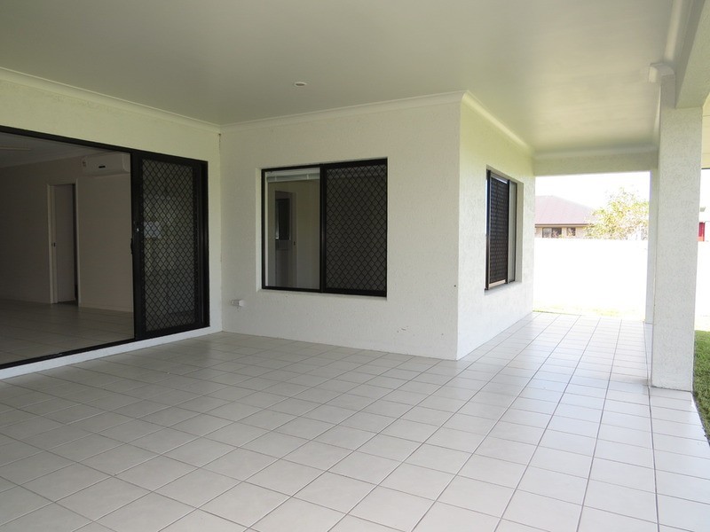 34 Scenic Crescent, Bowen QLD 4805