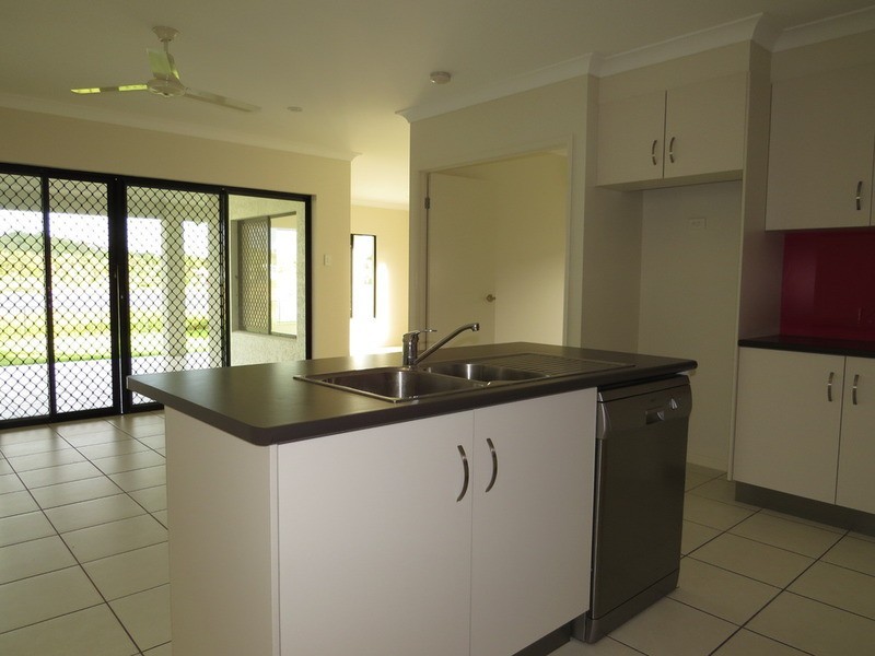 34 Scenic Crescent, Bowen QLD 4805
