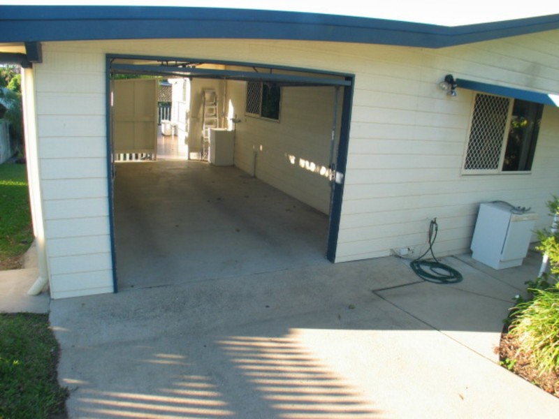 10 King Street, Bowen QLD 4805