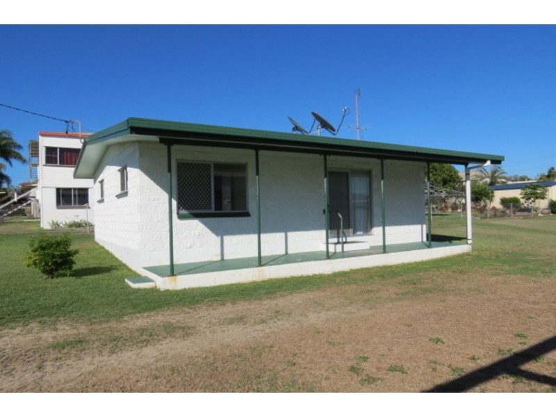 112 Powell Street, Bowen QLD 4805