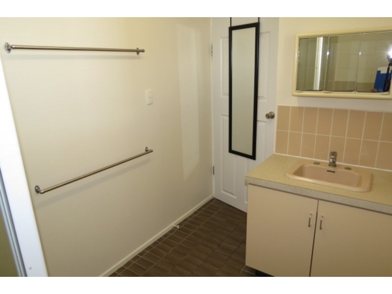 112 Powell Street, Bowen QLD 4805